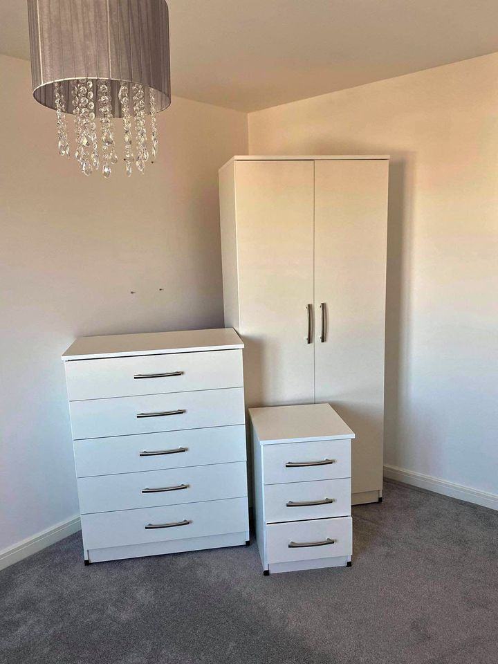 🔥 BRANDED Bedroom Furniture Set – Wardrobe + Chest + Bedside Tables | Bargain!