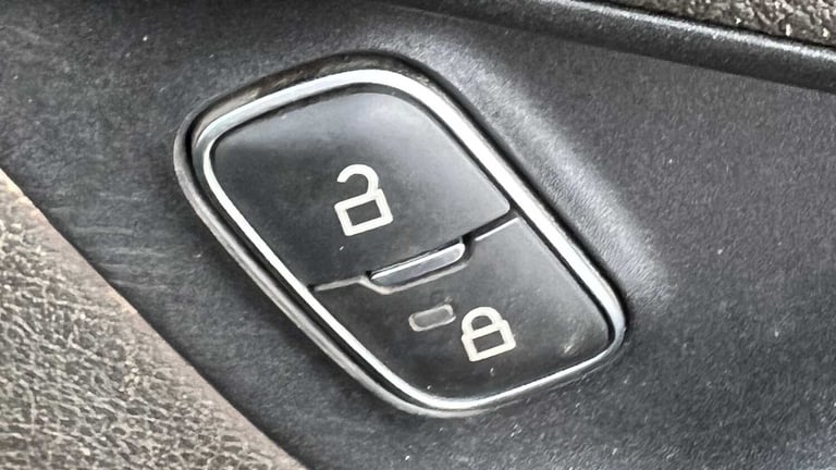 2022 Ford Transit Custom 2.0 EcoBlue 130ps Low Roof Limited Van Van Diesel Manual