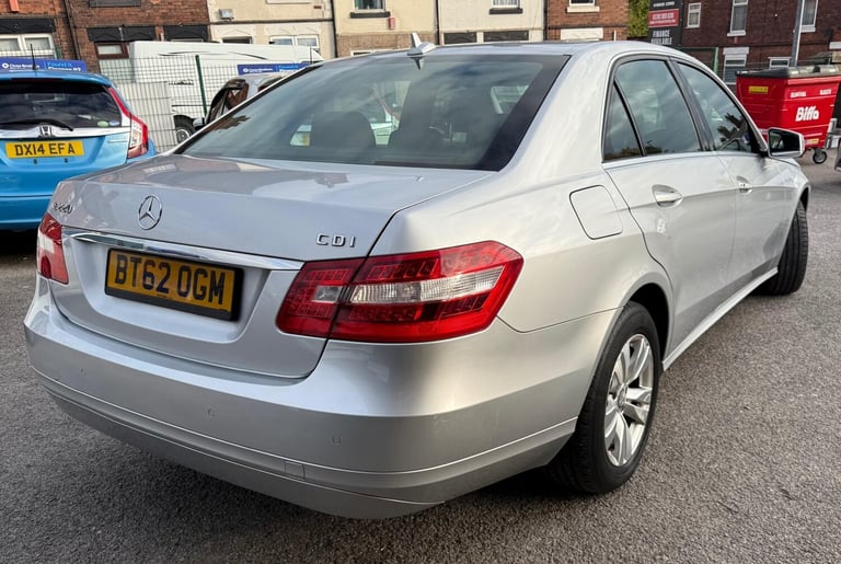 2013 Mercedes-Benz E-Class 2.1 E220 Cdi Blueefficiency Se Saloon Saloon Diesel Automatic