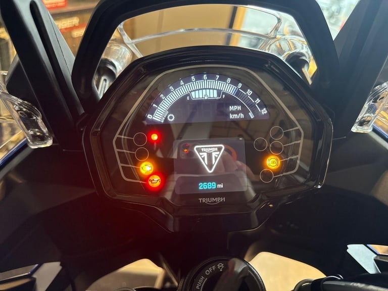2025 Triumph Tiger 800 Sport PREMIUM Petrol blue Manual