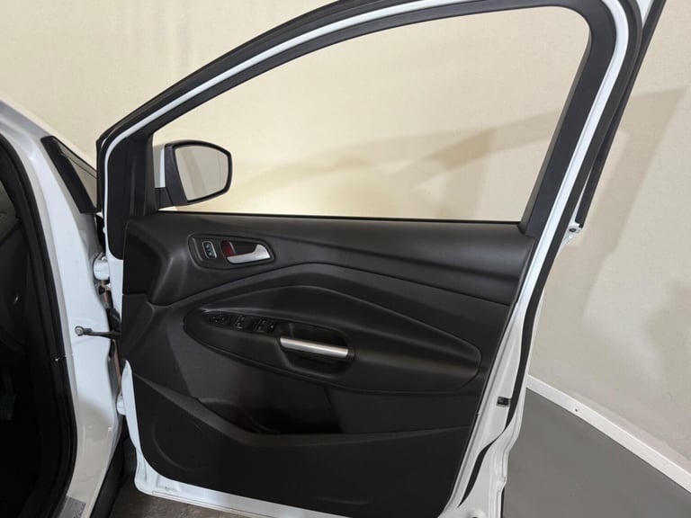 2018 Ford Kuga 1.5 TDCi Titanium X Powershift Euro 6 (s/s) 5dr HATCHBACK Diesel Automatic