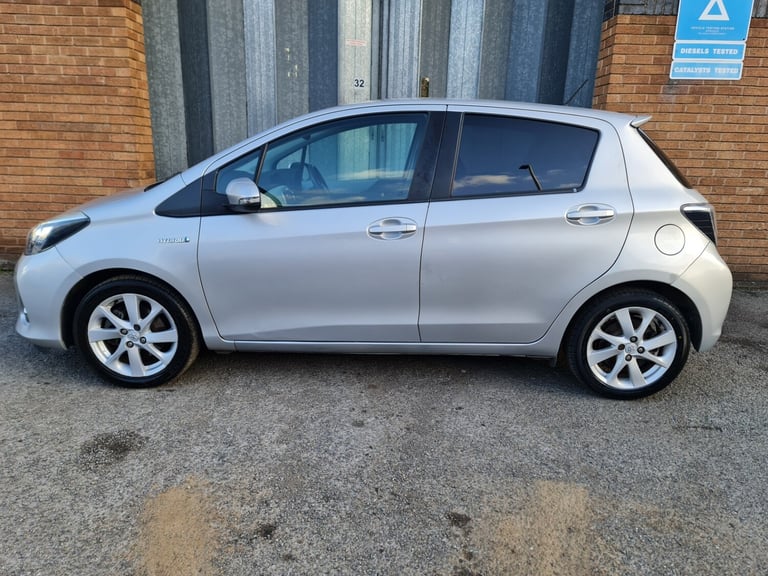 2012 Toyota Yaris 1.5 VVT-i Hybrid T Spirit 5dr CVT HATCHBACK Petrol/Electric Hybrid Automatic