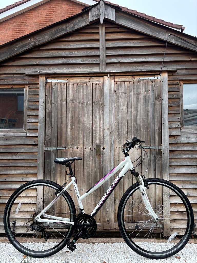 Ladies Lightweight PYTHON Quantum Aluminium Hybrid Bike (Great Condition)