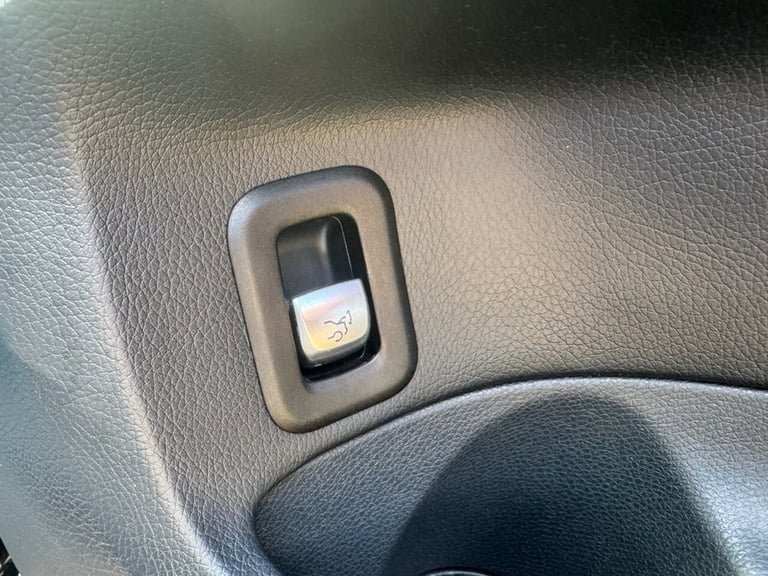 2015 Mercedes-Benz C Class 2.1 C220 BlueTEC Sport Estate 5dr Diesel G-Tronic+ Euro 6 (s/s) (170 p...