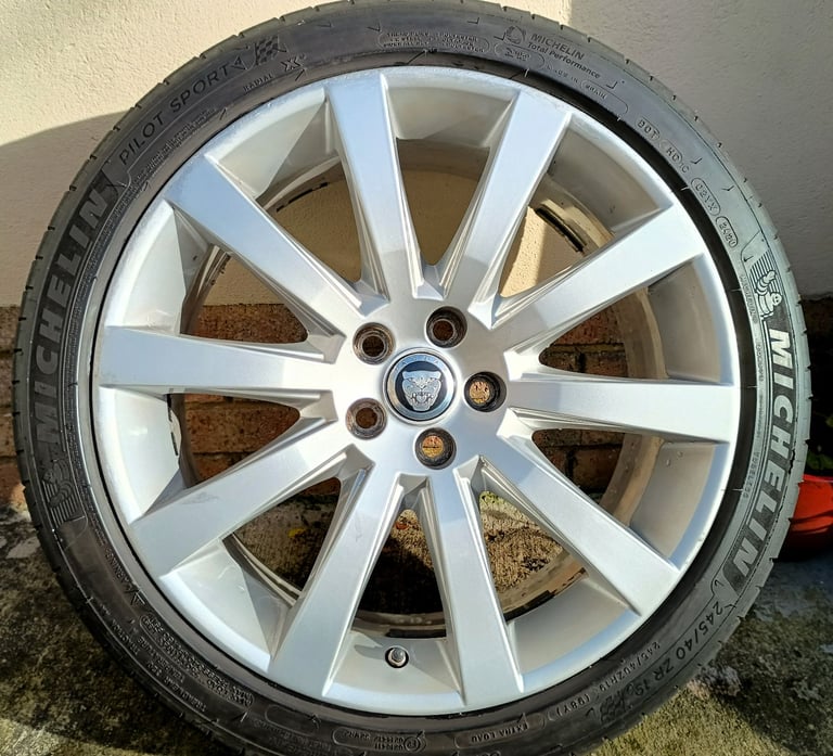 19" JAG ALLOYS 5x108 WHEELS TYRES XF XE XJ XK FORD VOLVO