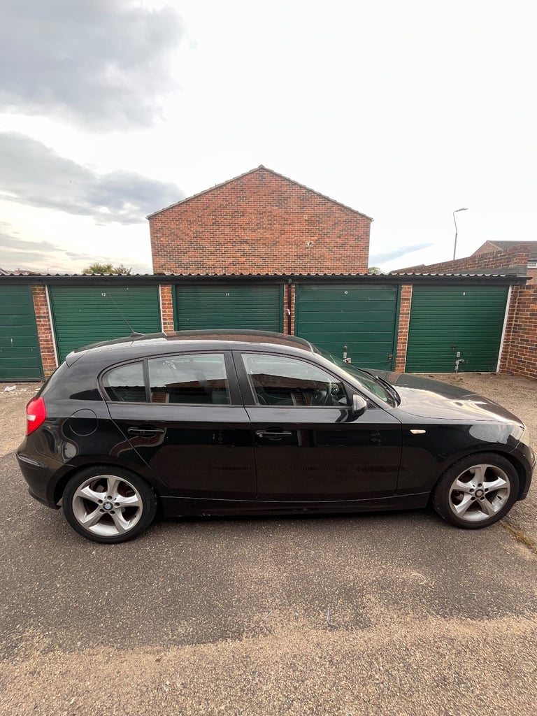 BMW, 1 SERIES, Hatchback, 2008, Semi-Auto, 1599 (cc), 5 doors