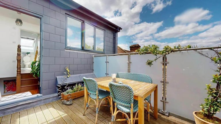 Bright 3-Bedroom Duplex with Terrace on Harley Road