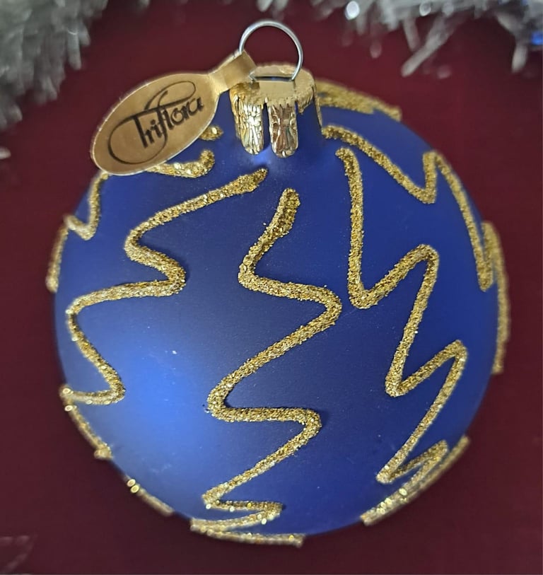 image for Large gift bauble new with label.