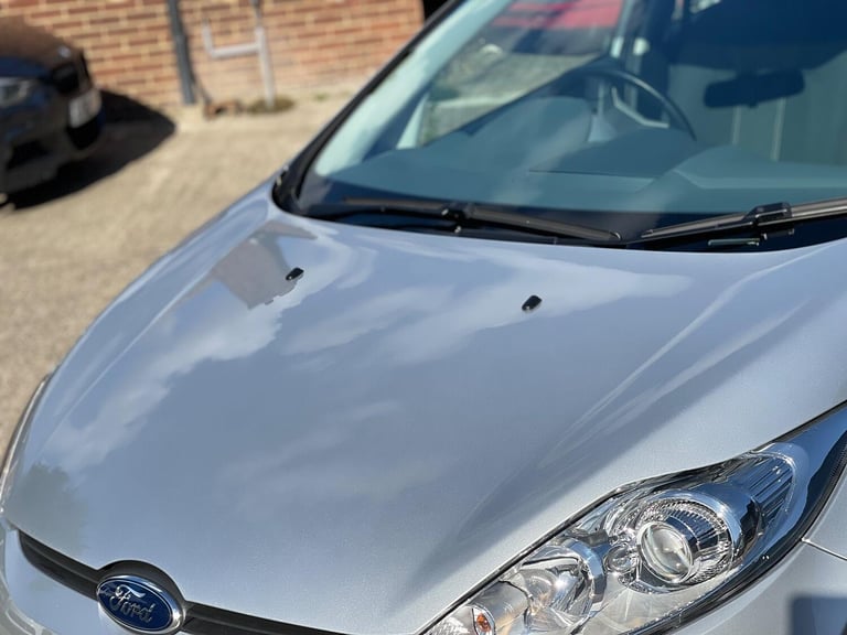 FORD FIESTA 1.4 Zetec 5dr 2011