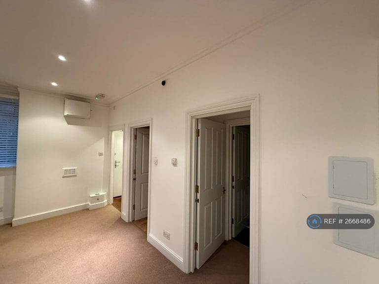 2 bedroom flat in Honey Yard, London, SE22 (2 bed) (#2668486)