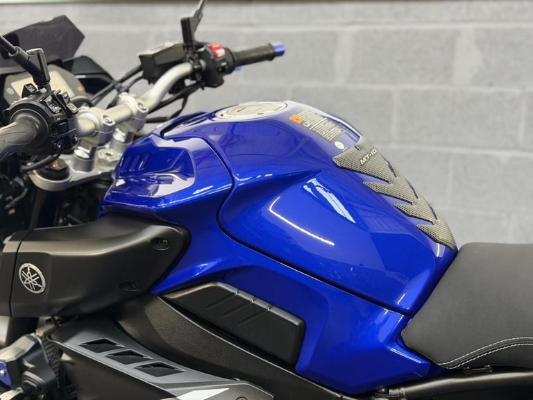 2018 Yamaha MT-10 1000 Hyper-naked Petrol Manual Euro 4 (160 ps)