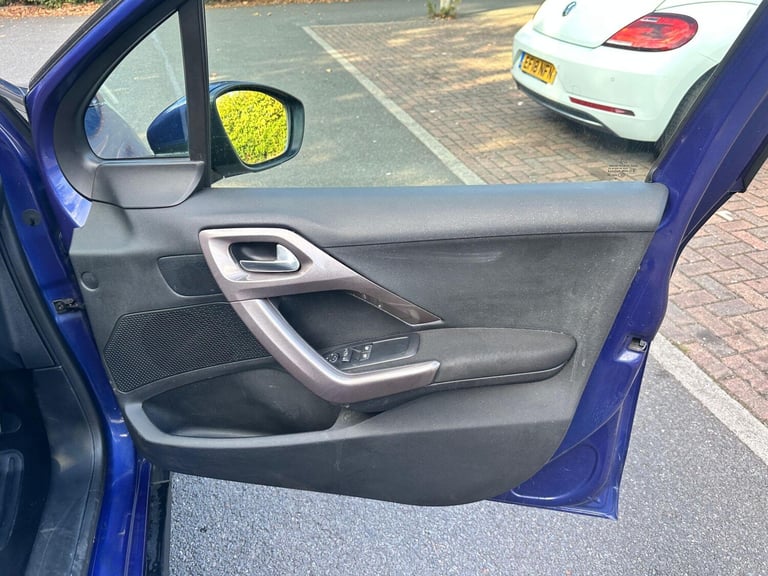 2013 Peugeot 2008 1.2 VTi Active Euro 5 5dr HATCHBACK Petrol Manual