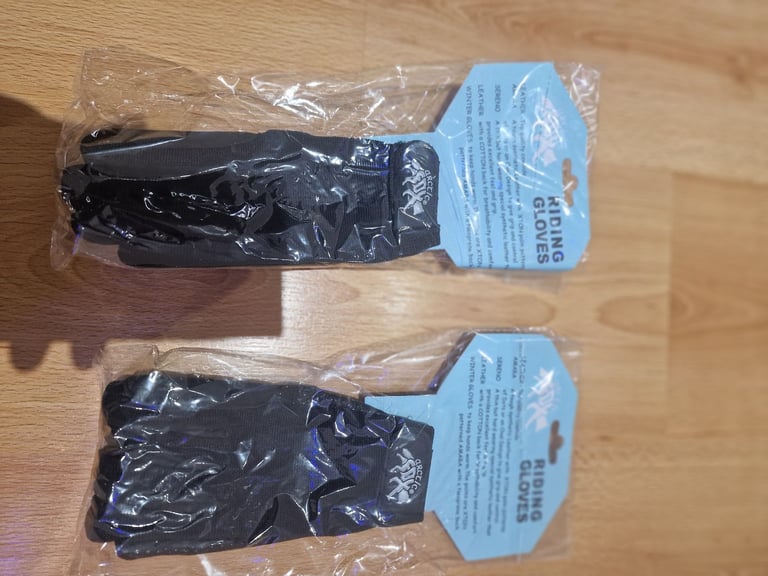 Riding Gloves - New