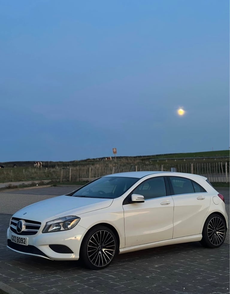 Mercedes-Benz, A CLASS, Hatchback, 2014, Semi-Auto, 1461 (cc), 5 doors
