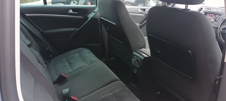 Volkswagen, TIGUAN, Estate, 2014, Manual, 1968 (cc), 5 doors