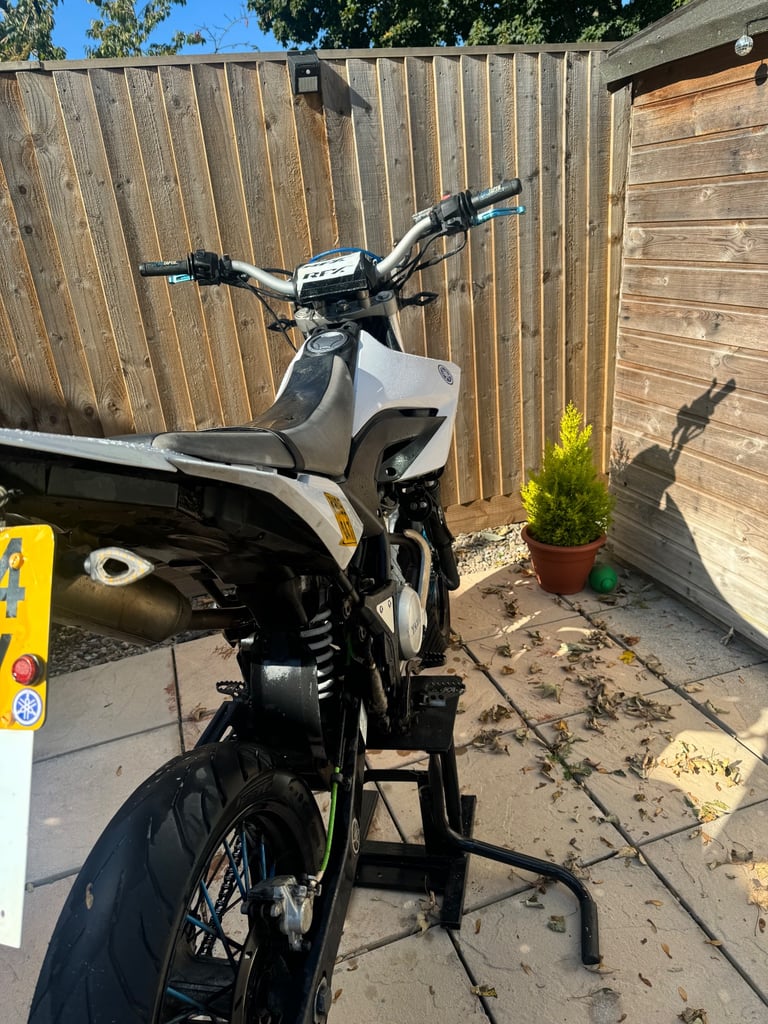Yamaha wr125x