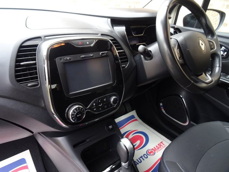 2016 Renault Captur 1.2 TCE Dynamique S Nav 5dr Automatic **LOW MILEAGE*ONLY 10000 MILES** HATCHB...