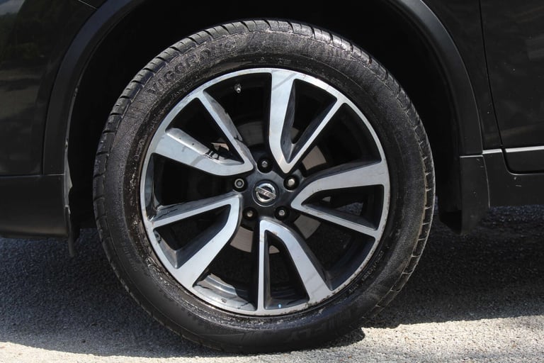 2014 Nissan X-Trail 1.6 dCi N-Tec 5dr 4WD ESTATE DIESEL Manual