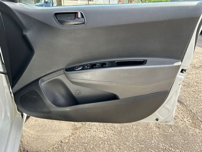 2018 Hyundai i10 1.0 SE Hatchback 5dr Petrol Manual Euro 6 (67 ps) Hatchback Petrol Manual