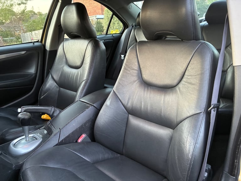 Volvo, S60, Saloon, 2003, Manual, 2401 (cc), 4 doors