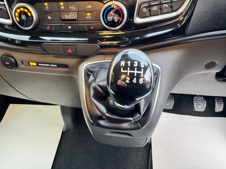 2022 FORD TRANSIT CUSTOM 320 CREW CAB 5 SEATS LIMITED + GREY + TAILGATE