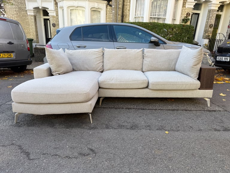 image for FREE DELIVERY SOFOLOGY GREY CORNER SOFA GOOD CONDITION