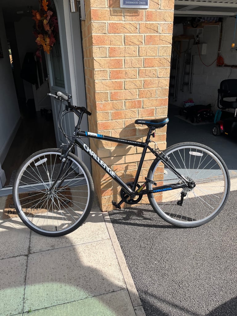Gents Dune Challenge Bike with helmet