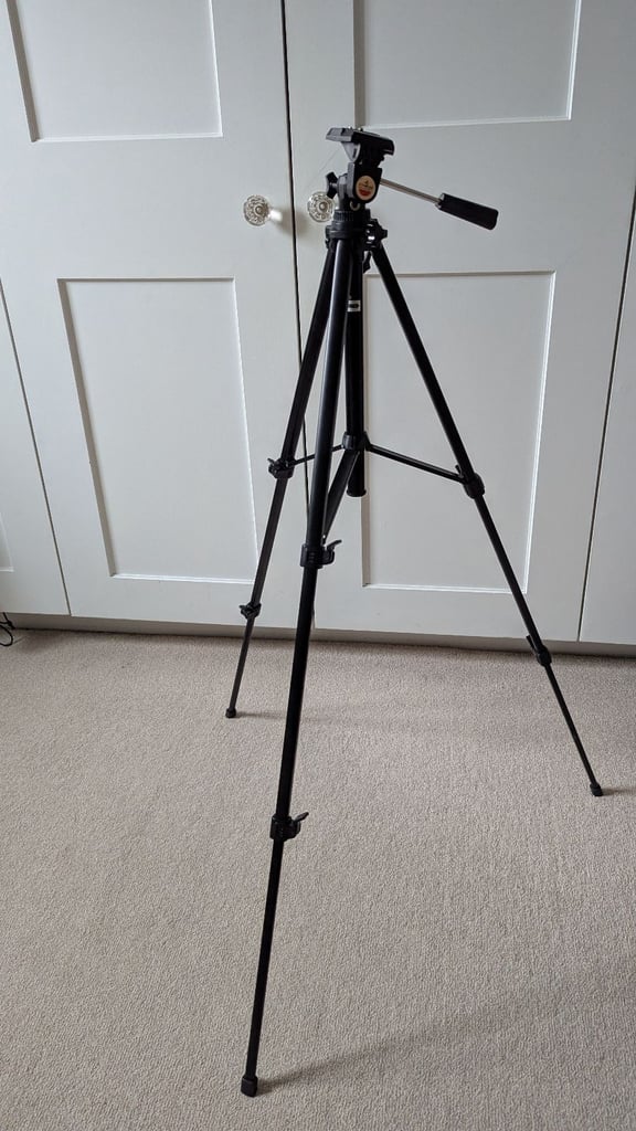 SLR camera tripod