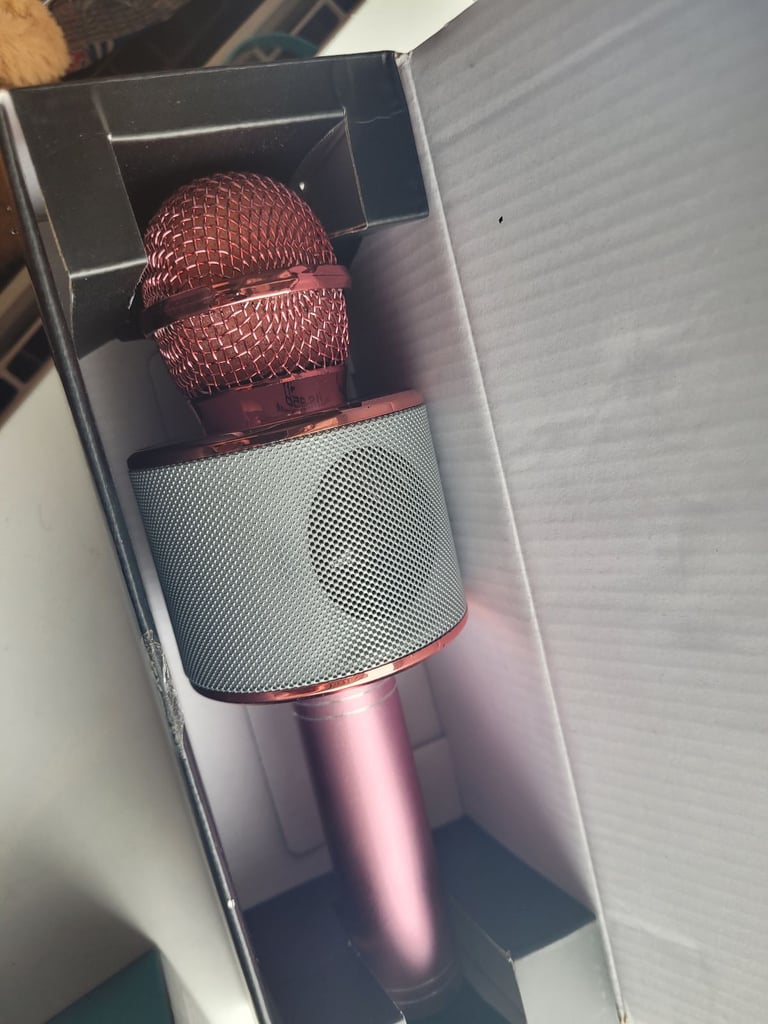 image for Shure SM58 Dynamic Microphone - Excellent Condition