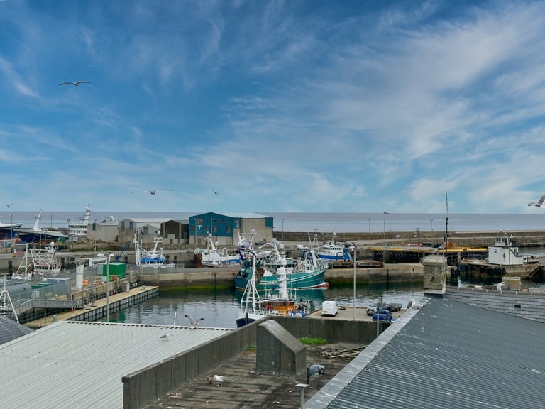 5 bedroom flat in Broad Street, Fraserburgh, Aberdeenshire, AB43 9AU