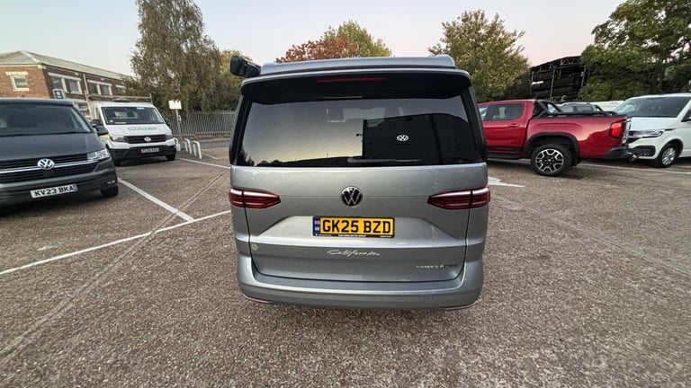 2025 Volkswagen California 1.5 TSI eHybrid Ocean 5dr 4MOTION DSG MOTOR CARAVAN Petrol Parallel Ph...