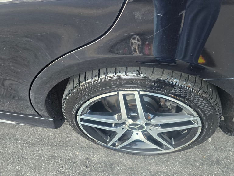 Mercedes-Benz, E CLASS, Saloon, 2015, Semi-Auto, 2143 (cc), 4 doors