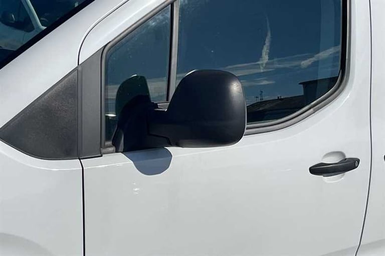 2022 Vauxhall Combo 1.5 Turbo D 2000 Sportive Panel Van 5dr Diesel Manual L1 H1 Euro 6 (100 ps) P...