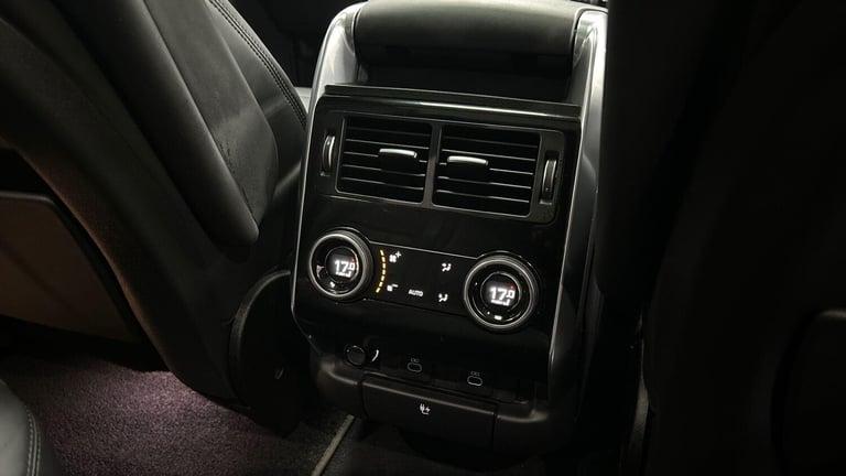2021 Land Rover Range Rover Sport 3.0 D300 MHEV HSE Silver SUV 5dr Diesel Auto 4WD Euro 6 (s/s) (...
