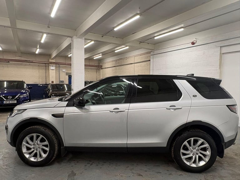 2017 Land Rover Discovery Sport 2.0 TD4 SE Tech 4WD Euro 6 (s/s) 5dr ESTATE Diesel Manual