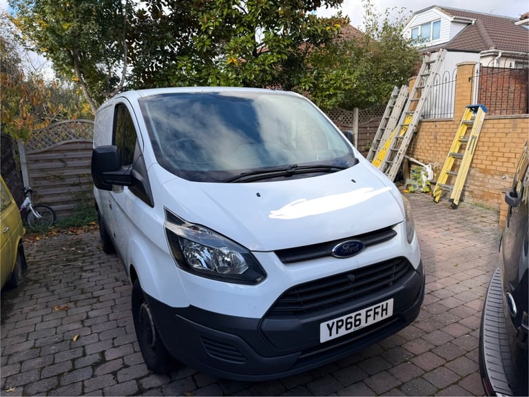 2016 Ford Transit Custom 2.0 TDCi 105ps Low Roof Van PANEL VAN DIESEL Manual