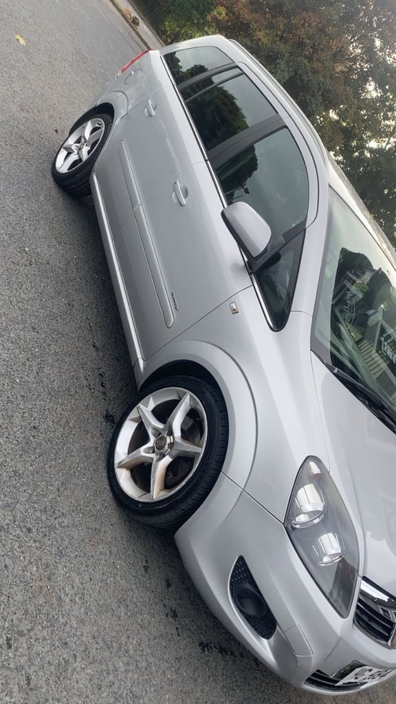 Vauxhall, ZAFIRA, MPV, 2011, Manual, 1686 (cc), 5 doors