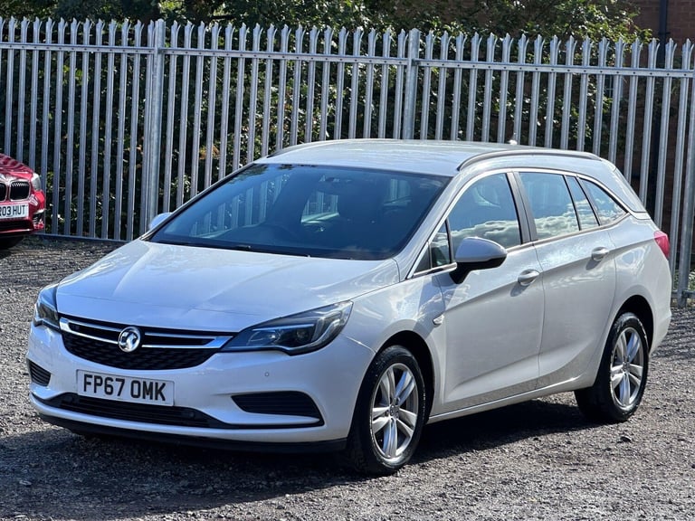 2017 Vauxhall Astra 1.0i Turbo ecoTEC Tech Line Nav Sports Tourer Euro 6 (s/s) 5dr ESTATE Petrol ...