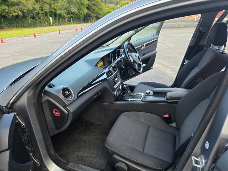 2012 Mercedes-Benz C-Class C180 BlueEFFICIENCY SE 4dr Auto FACELIFT 7 SPEEDS AUTO SALOON Petrol A...