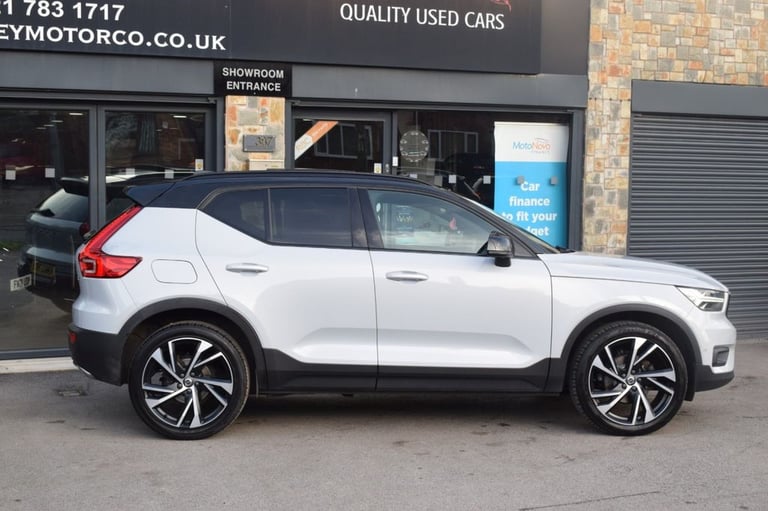2019 Volvo XC40 2.0 D3 R DESIGN Pro 5dr Geartronic ESTATE DIESEL Automatic