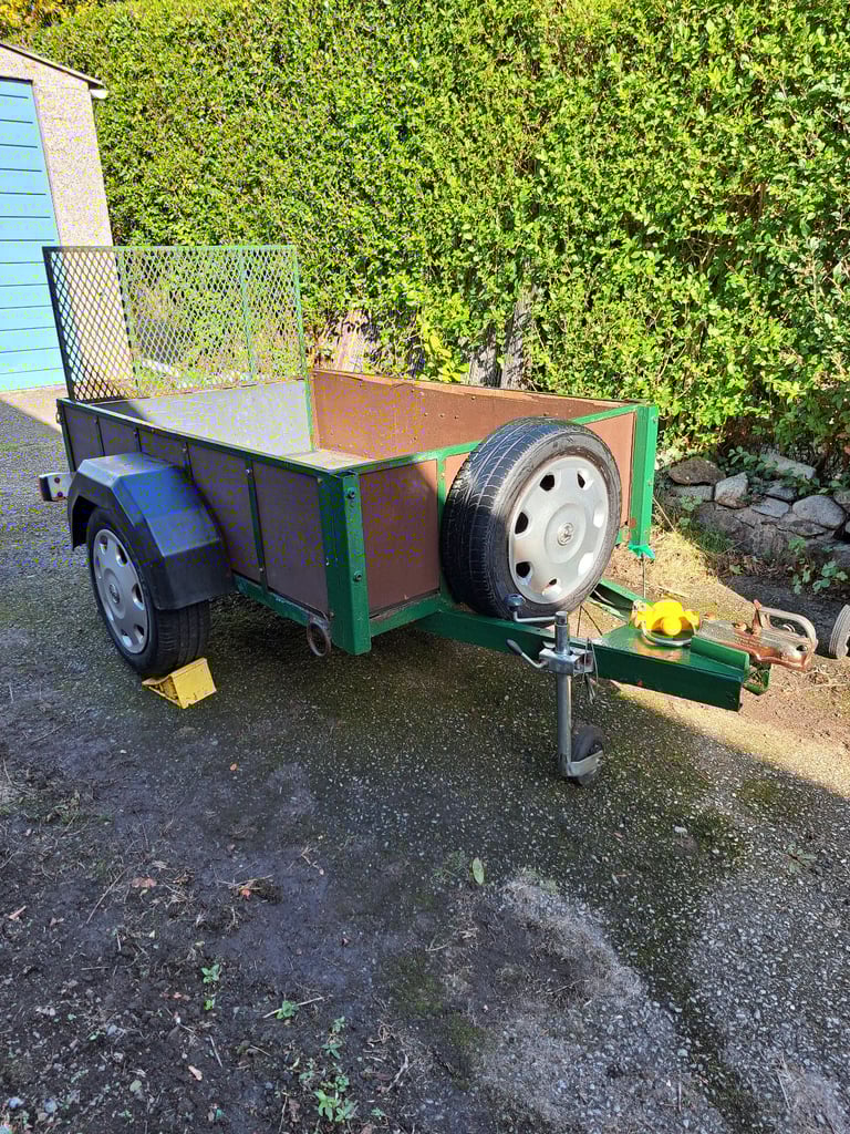 Car trailer