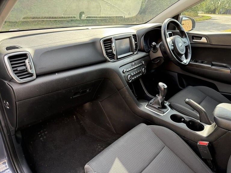 2016 Kia Sportage 1.7 CRDi 2 SUV 5dr Diesel Manual Euro 6 (s/s) (114 bhp) SUV Diesel Manual