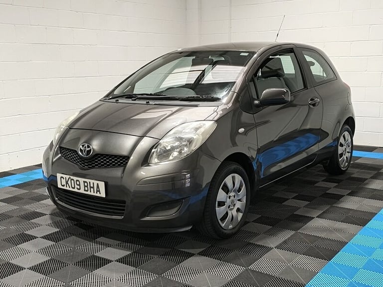 2009 Toyota Yaris VVT-i TR Hatchback Petrol Manual
