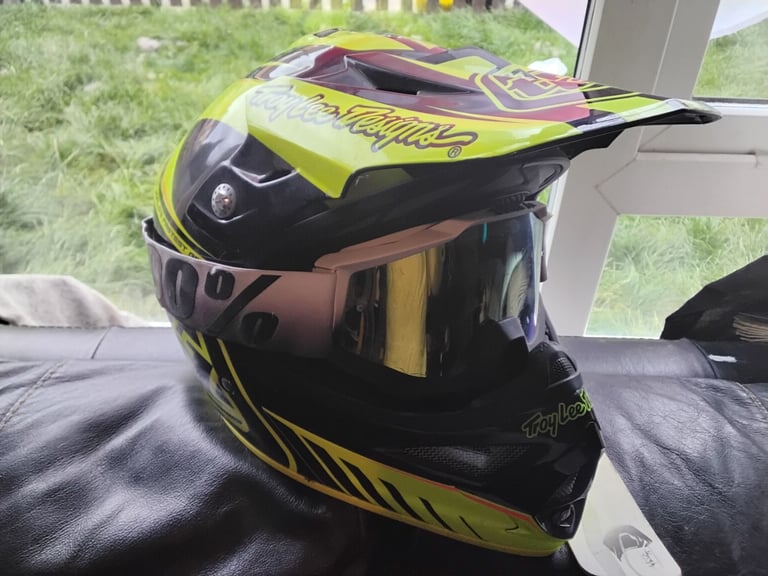 image for Troy Lee Designs Helmet size small 55-56cm