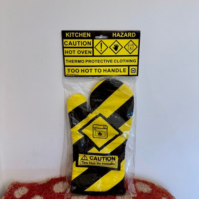 image for Oven Glove Caution Too Hot To Handle £5.