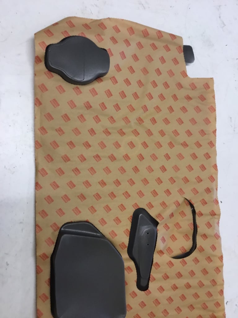 Peugeot 406 door membrane 