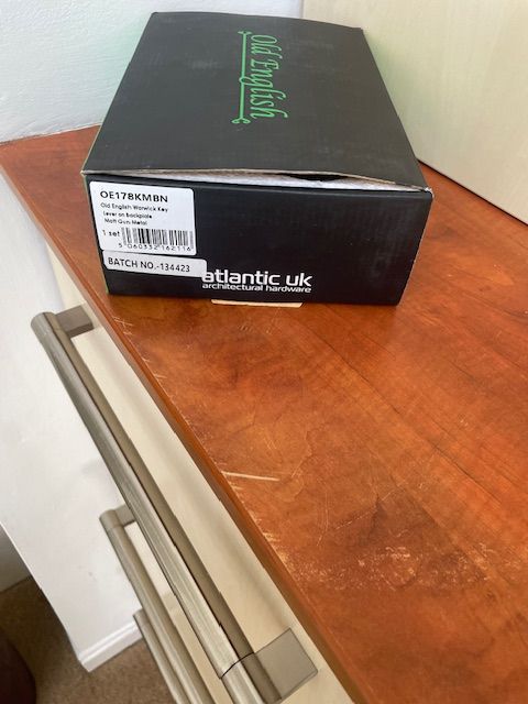 Atlantic Old English Warwick Key Lever on Backplate