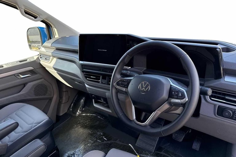 2025 Volkswagen Transporter T32 Panel Van Commerce Pro SWB 170 PS 2.0 TDI 8sp Automatic Van DIESE...