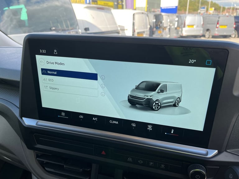  Volkswagen Transporter Panel Van 2.0 Tdi T28 Commerce Plus Panel Van 5dr