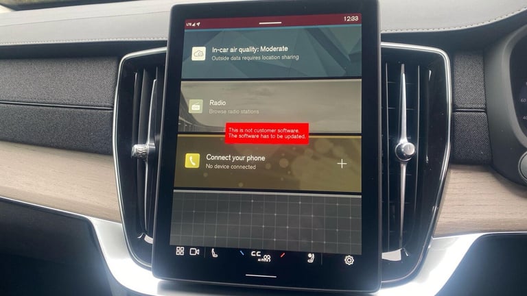 2025 Volvo XC90 Plus, B5 AWD Mild hybrid, Petrol, Dark, 7 Seats ESTATE Petrol/Electric Hybrid Aut...